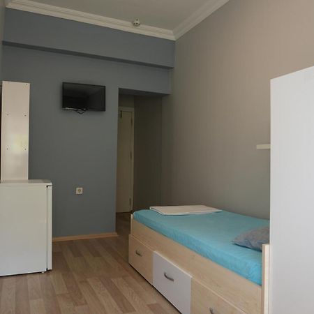 Sabiha Hanim Yurdu Only Male Istambul Exterior foto